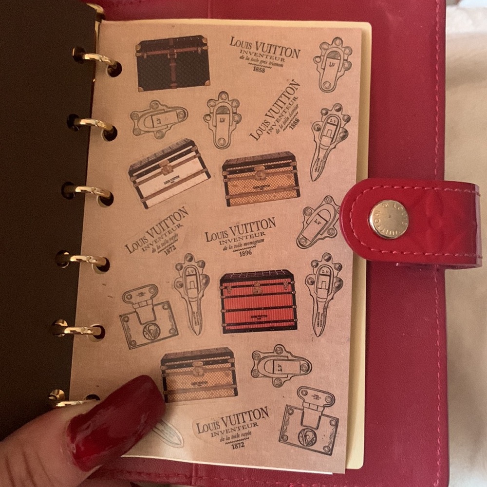 COPY - Louis Vuitton Red Vernis Agenda PM - Picture 4 of 16